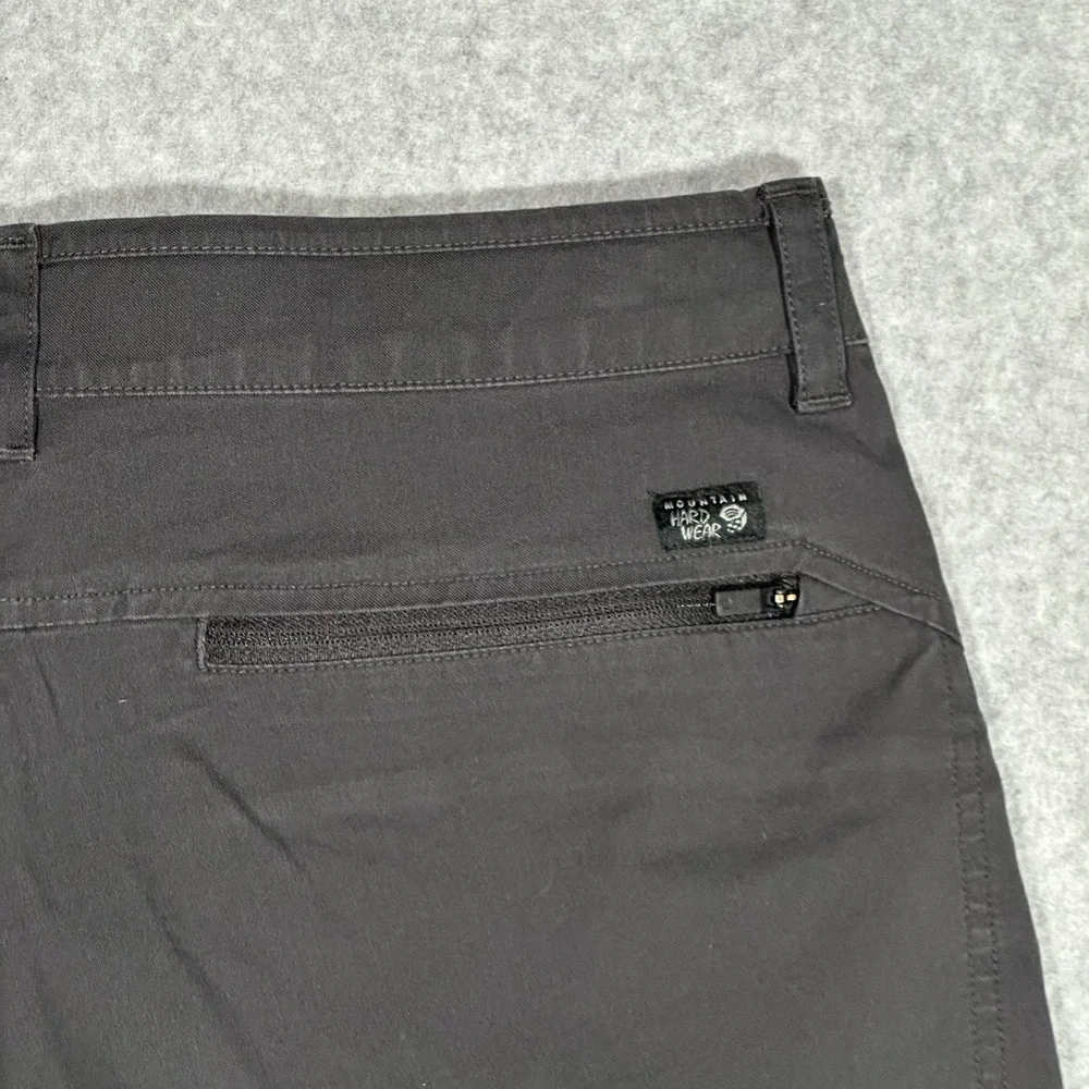 Mountain Hardwear Mens AP Scrambler Shorts Black Hiking Climbing Size 32 OM7225